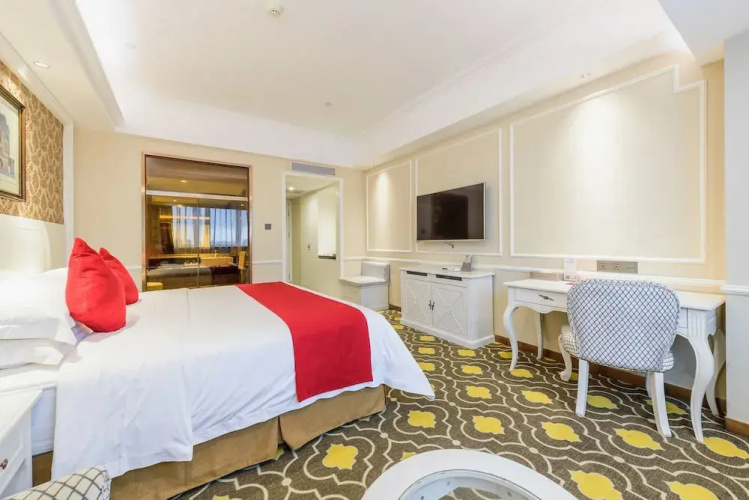 Ramada Encore Wyndham Nanning City Center