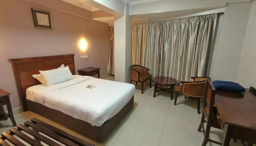 Decale Palace Hotel