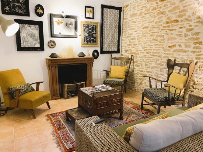 Family Cottage with courtyard view