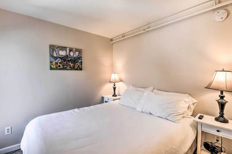 3 Bedroom Condo, Perfect Stowe,Vt Location