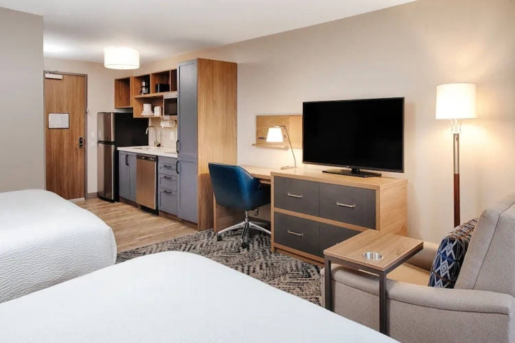 Quadruple Suite