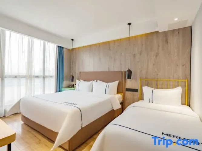 Deluxe Family Suite