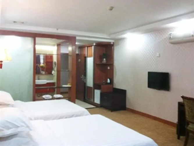 Golden Flower Hotel