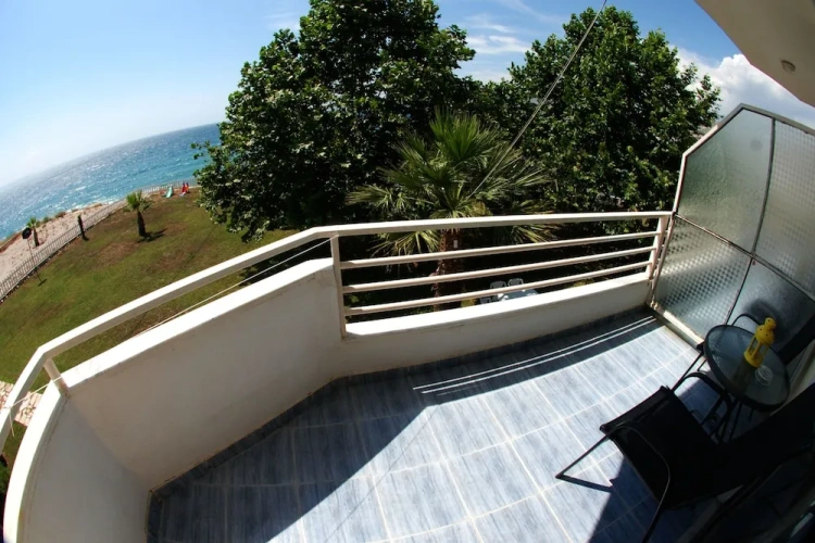 Standard Twin room with balcony and with sea view