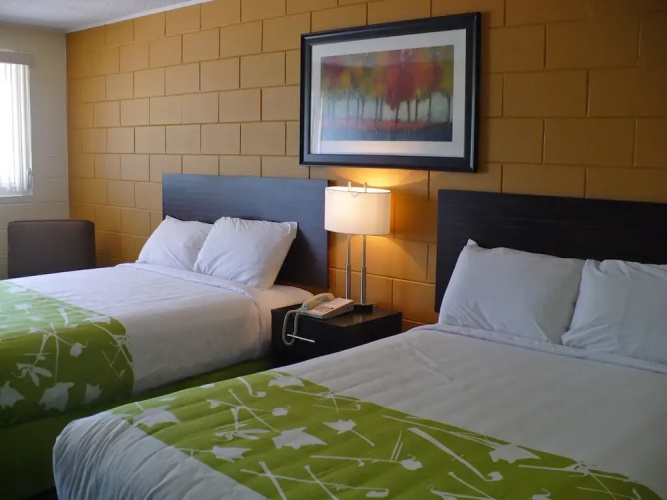Westgate Inn