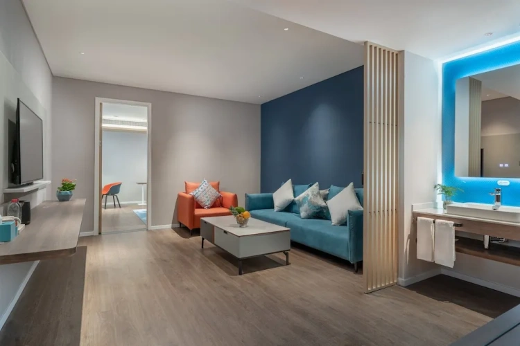 Double Suite