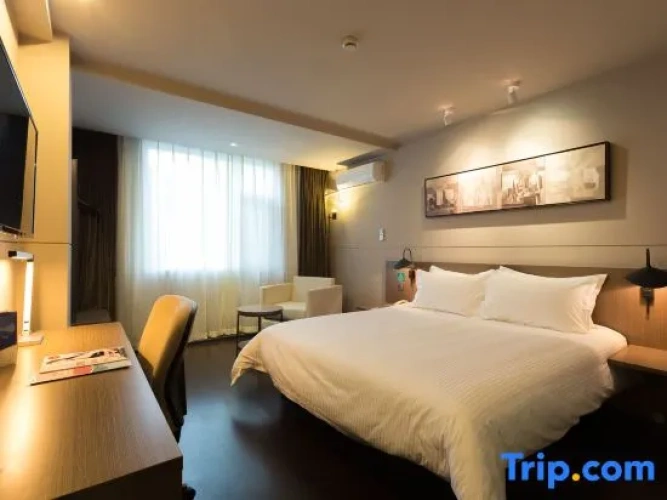 Deluxe Double Suite