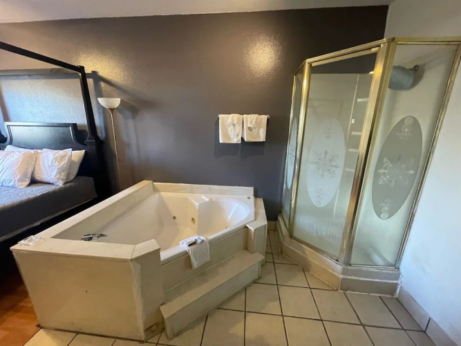 Best Budget Inn