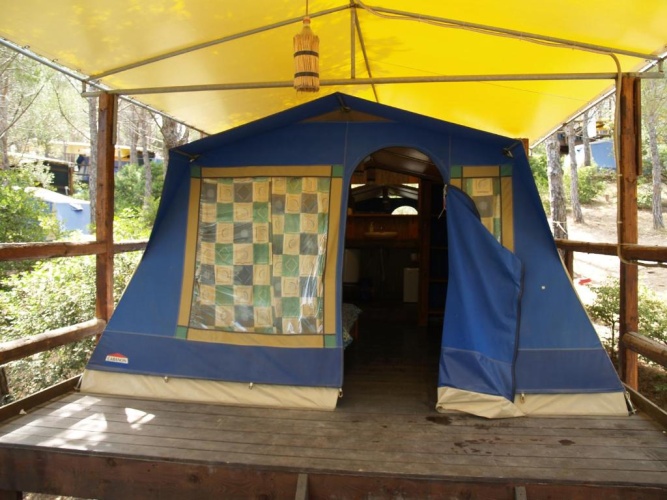 Economy Quadruple room