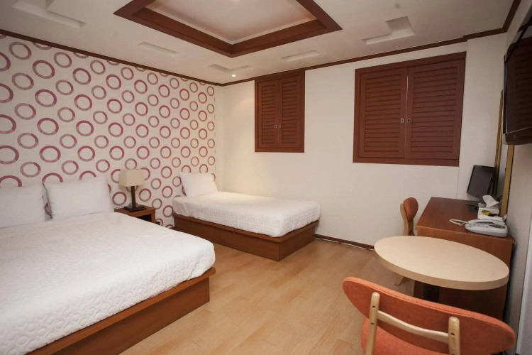 Hotel Zero