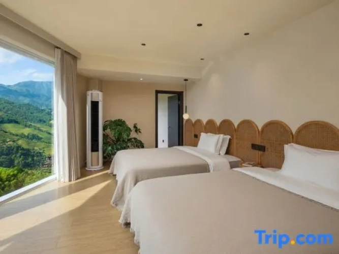Twin Suite with balcony