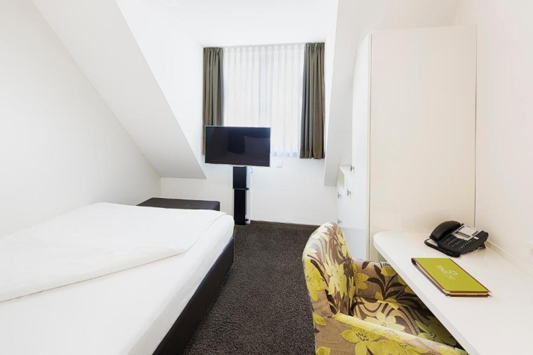 Economy Single room with view