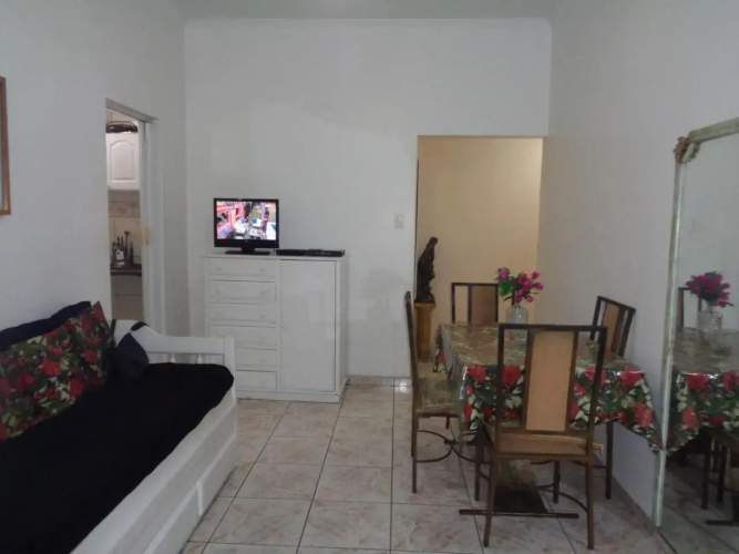 Lindo e Barato, Av Copacabana 479/301