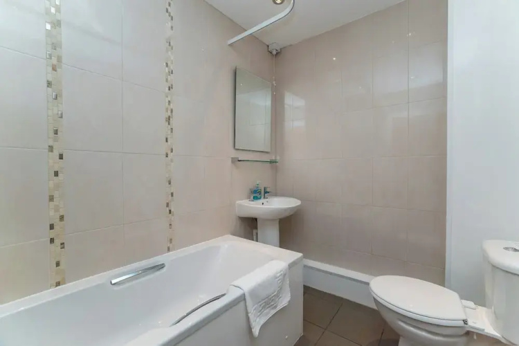 2 Bedroom Luxury Apartment