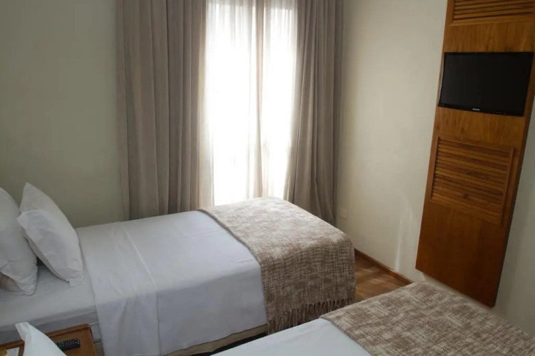 Regent Park Hotel