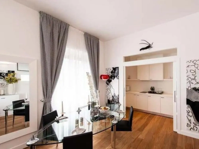2 Bedrooms Apartment