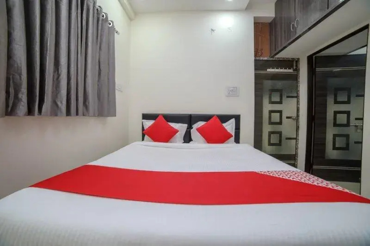 Gkumar Restro by OYO Rooms