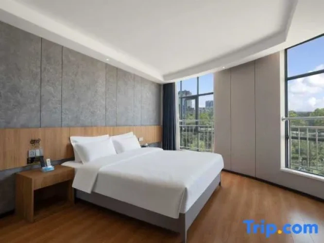 Deluxe Double Suite