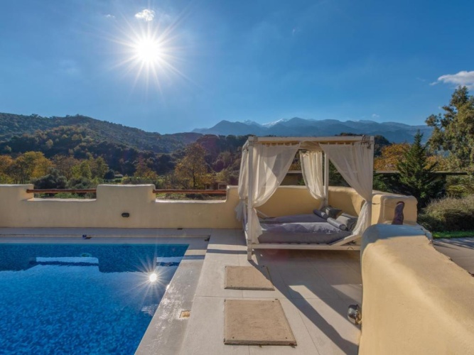 3 Bedrooms Villa