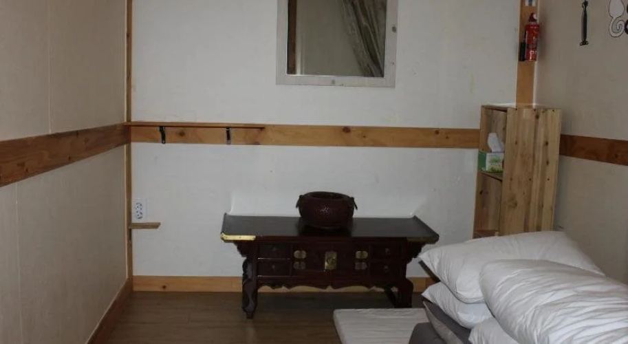 Charm Hanok Guest House