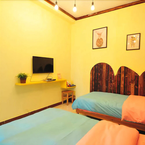 Yijia Theme Apartment