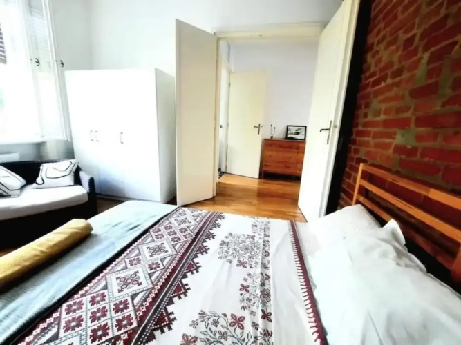 Apartment in Historic Building - Sleeps 4