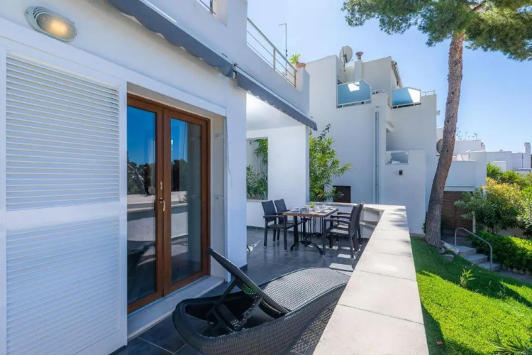Beach Apartment 11