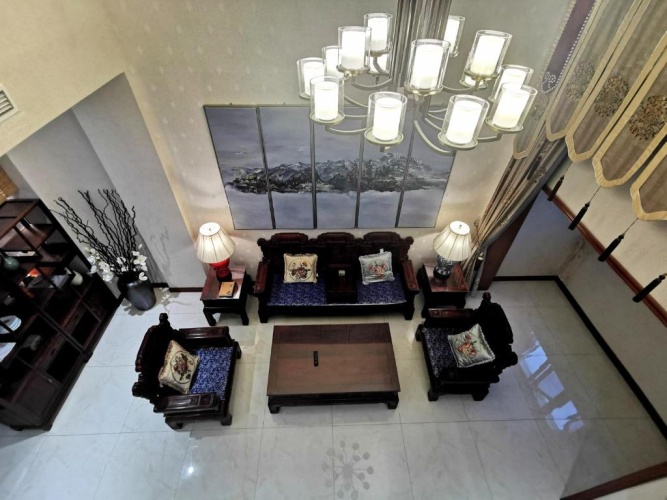 2 Bedrooms Villa