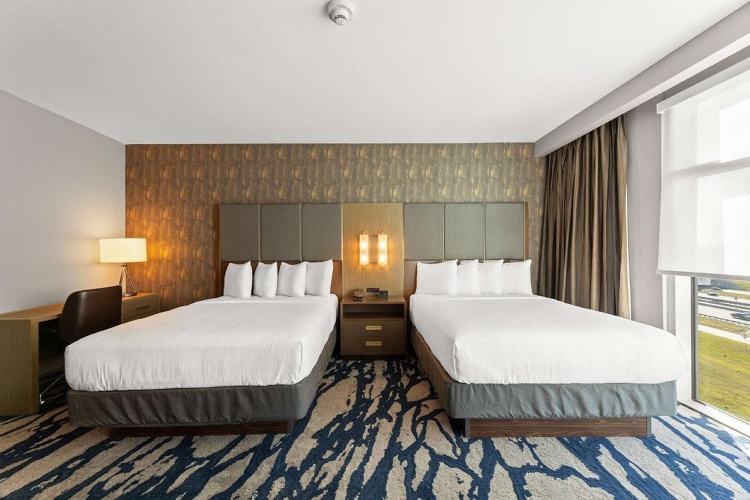 Embassy Suites by Hilton Irving Las Colinas photo 6