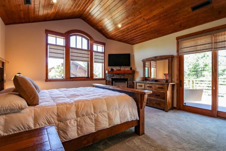 Graystone 2088 4 Bedroom Home by RedAwning