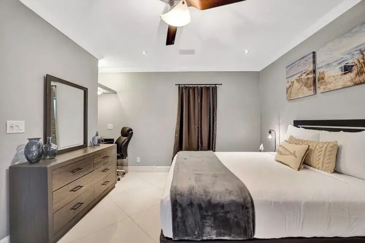 Stay Hospitality - Hendricks Isle