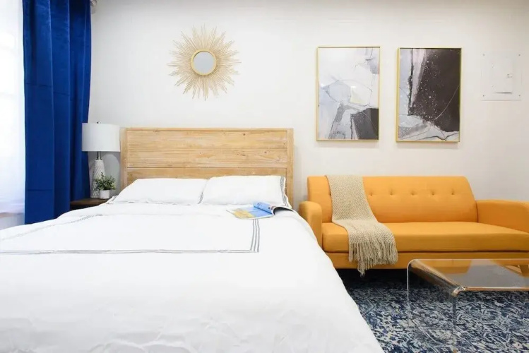 1597 New York Apt