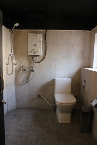 1 Bedroom Deluxe Triple room