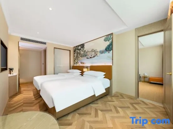 Standard Double Suite