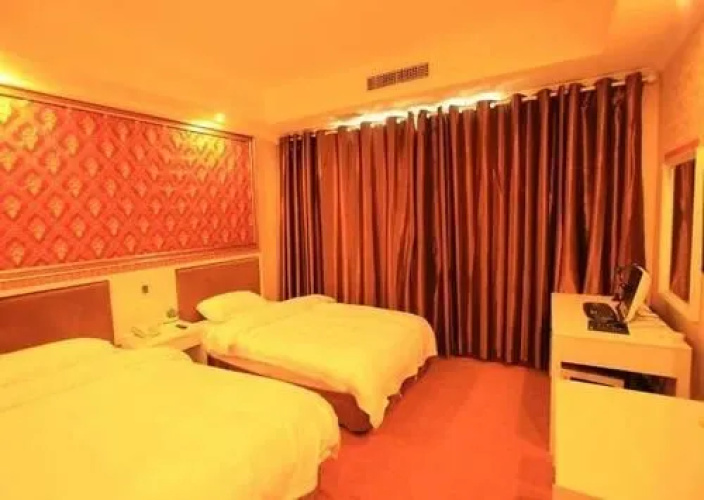 Feilong Hotel