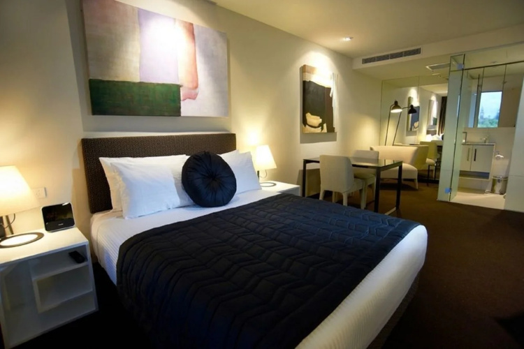 MainStay Suites Hawthorn