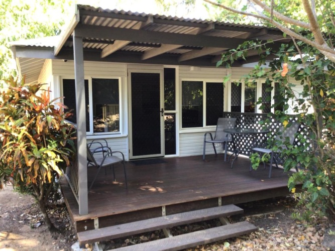 2 Bedrooms Cottage