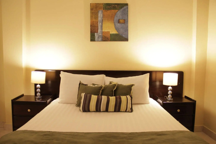 Albrook Inn