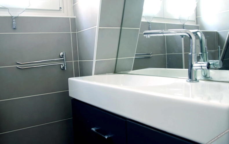 Rue de Ponthieu Central Furnished Apartment - Image 5