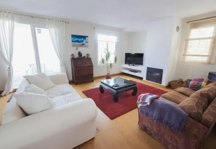 Apartamento con terraza