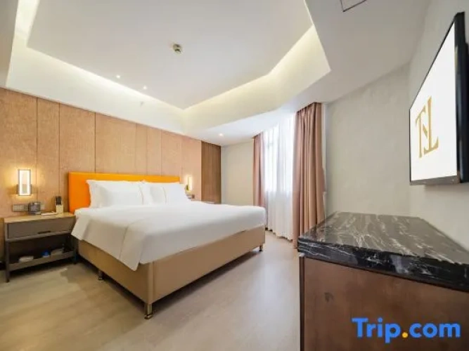 1 Bedroom Deluxe Suite