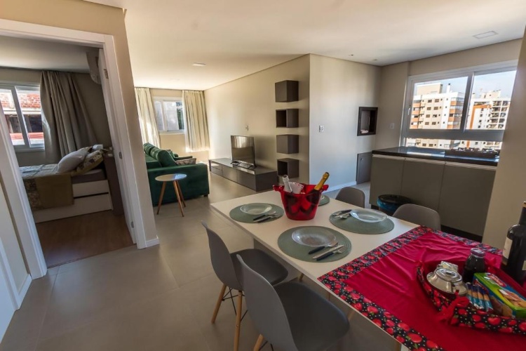 2 Bedrooms Apartment