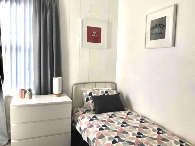 4 bed Townhouse