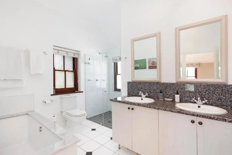 1 Bedroom Cottage