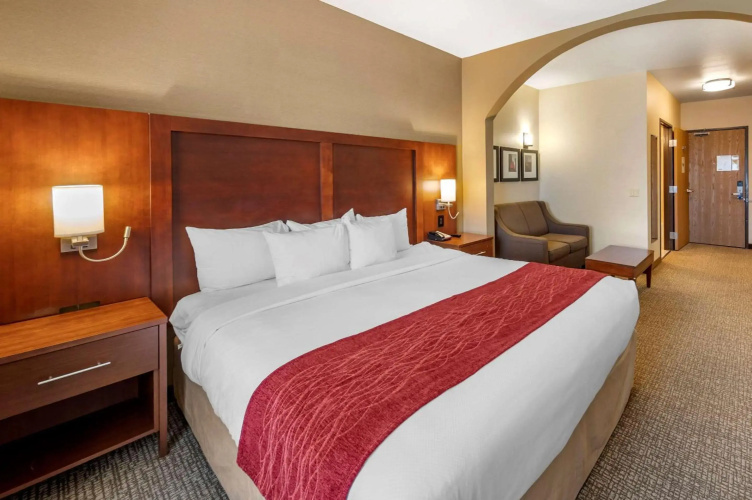 The Atrium Hotel