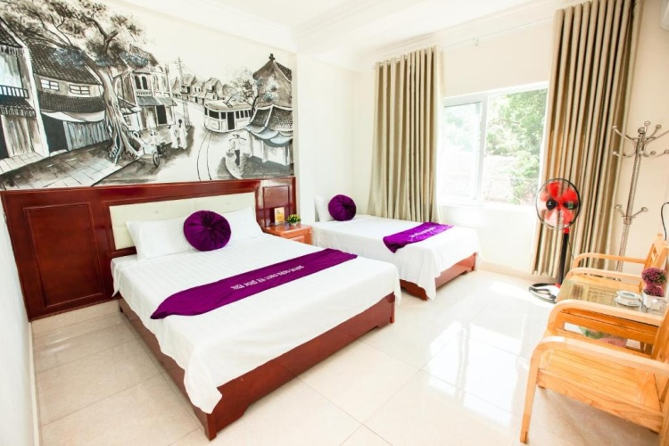 Standard Triple room