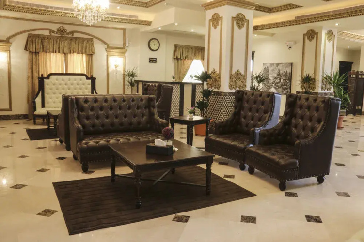 Landmark International Hotel, Prinz Sultan