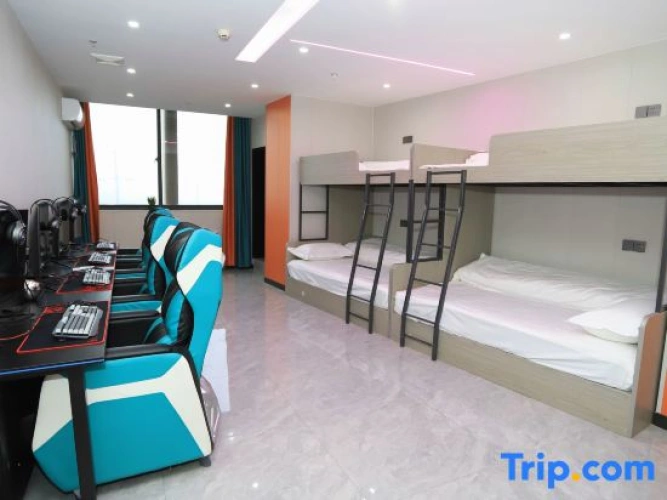 Bed in Dorm
