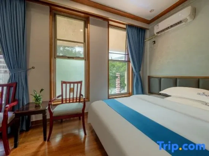 Deluxe Double Family room