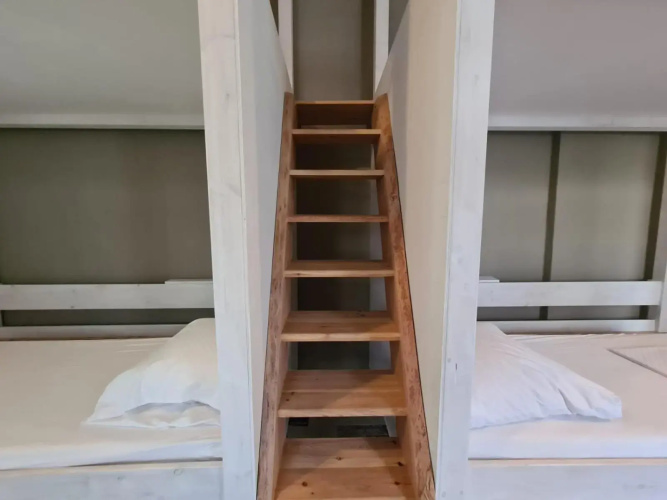 Jetpak Alternative Eco Hostel